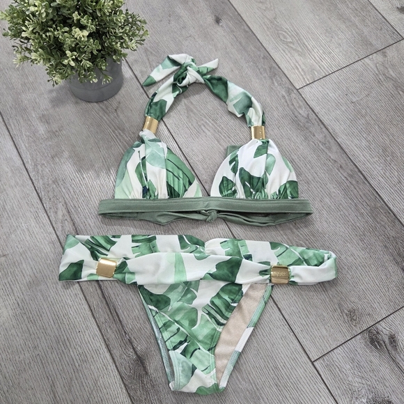 Green and White Camouflage Bikini - Picture 2 of 9
